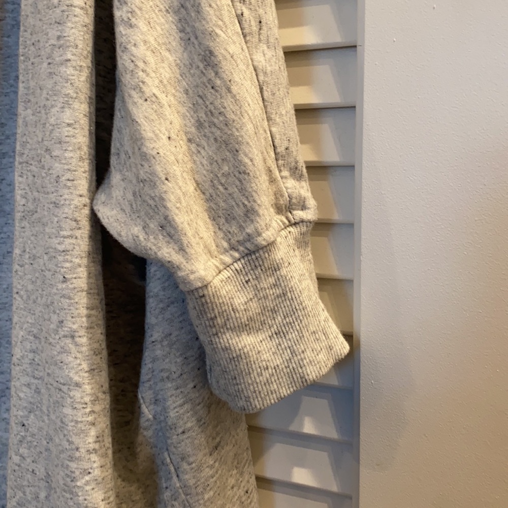 Sweater - Picture 3 of 6